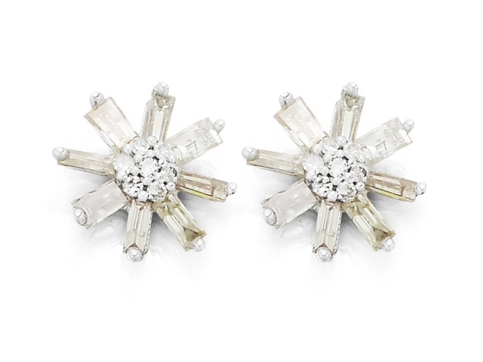 9ct White Gold Diamond Flower Stud Earrings - 1/4ct Per Pair - D9493 1 9ct White Gold Diamond Flower Stud Earrings - 1/4ct Per Pair - D9493